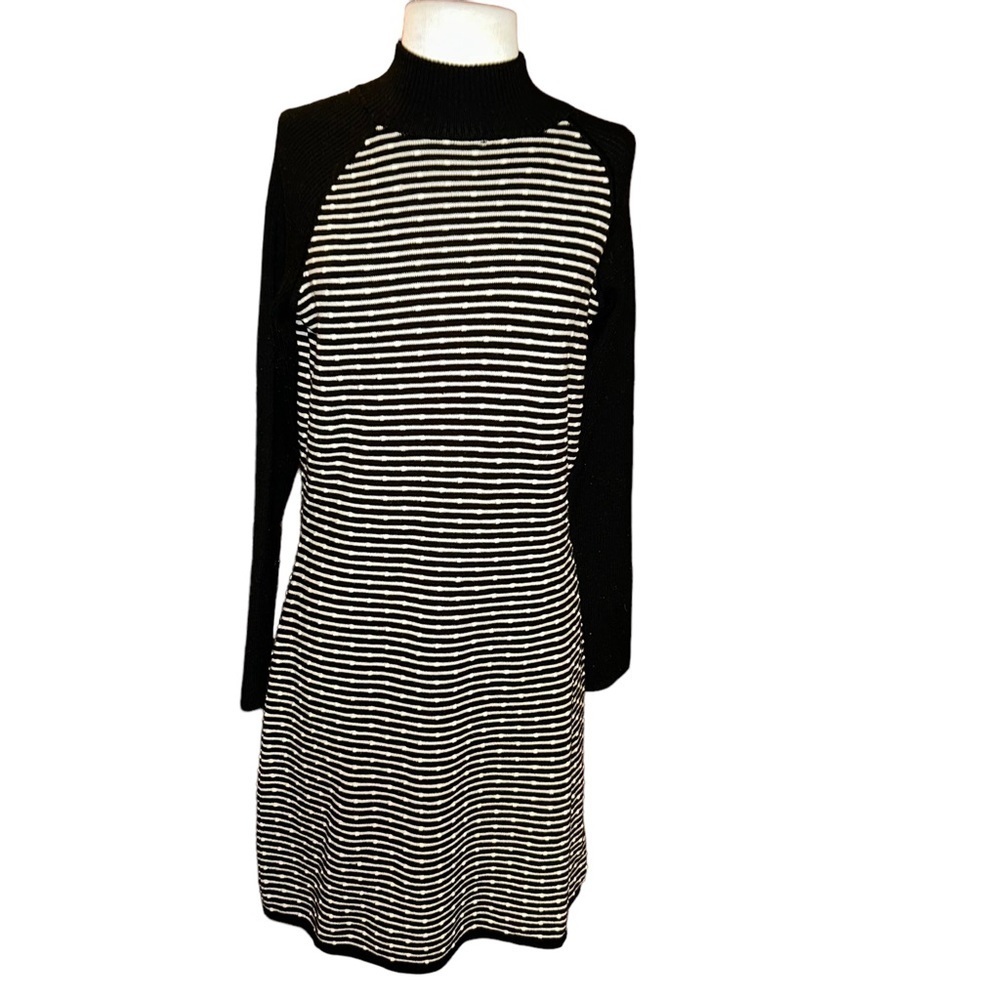 Title Nine Sweater Dress Tunic Merino Wool Blend Black Stripe Size medium m.